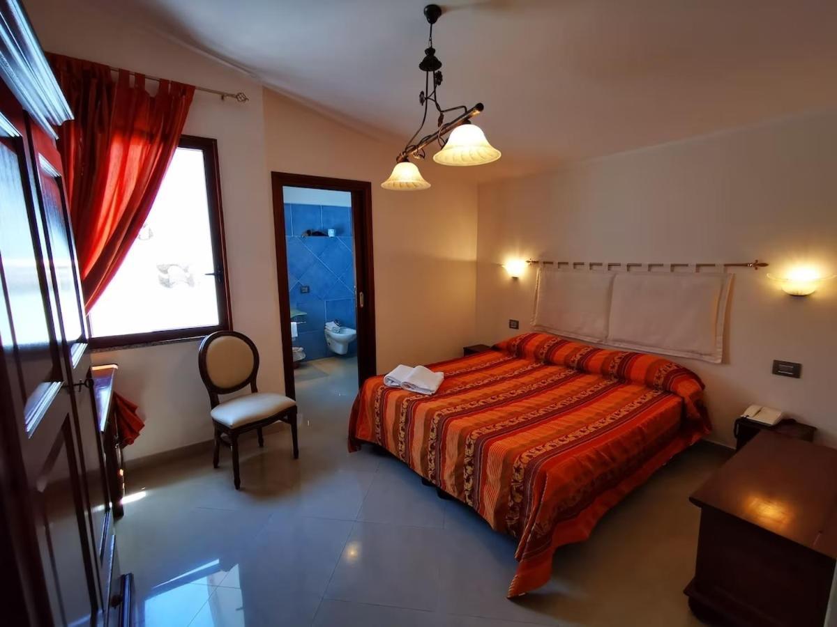 Hotel Hieracon Carloforte  Exteriér fotografie